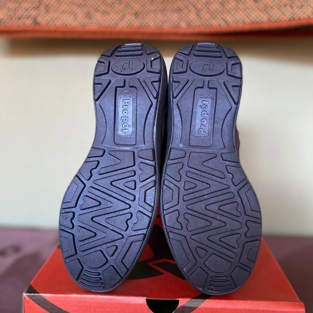 NIB-Propet Espresso Tall Zip Boot